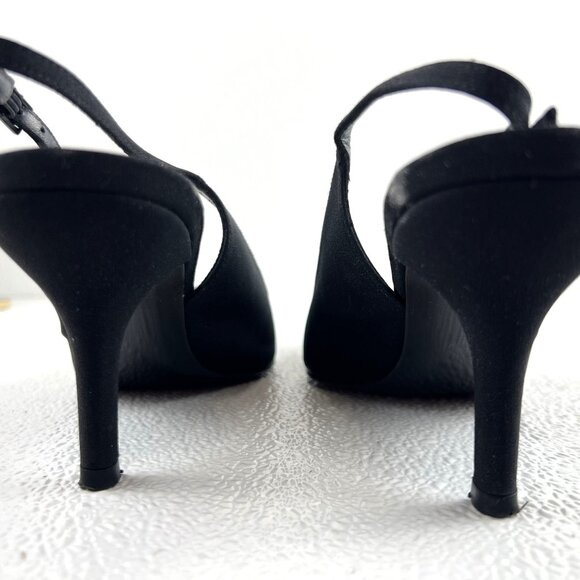 Stuart Weitzman Classic Chic Preppy Black Slingback Heels Embellished Toe 9.5 M - Picture 6 of 13